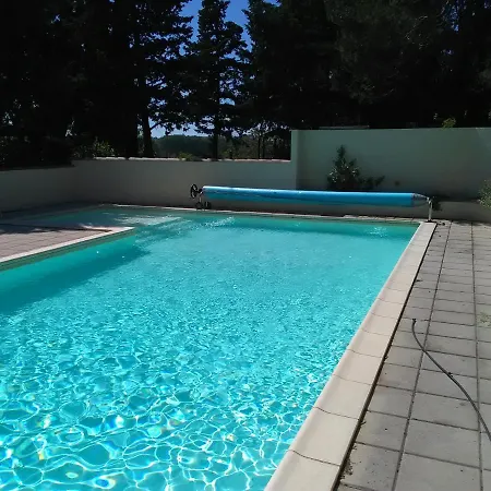 Le Colombier Bed & Breakfast *